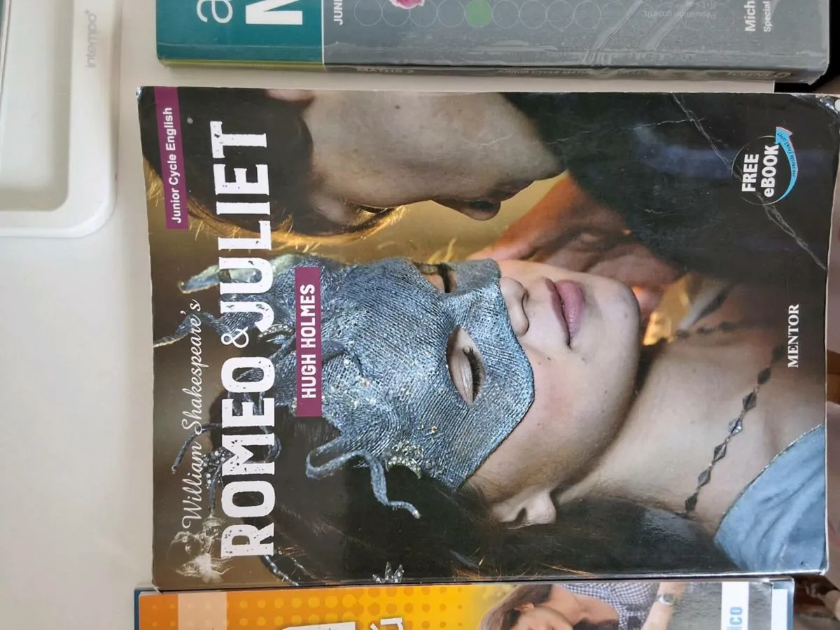 Romeo & Juliet play