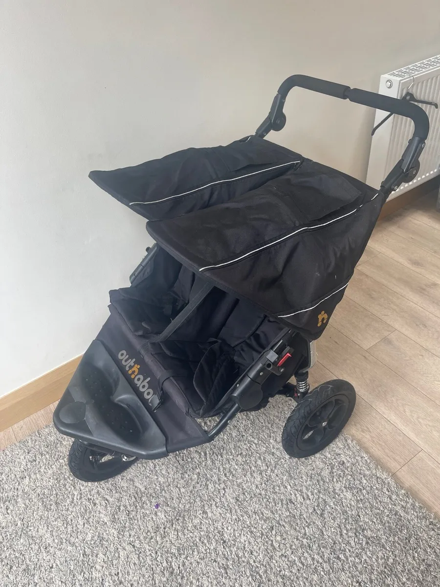 Out N about double buggy - Image 3
