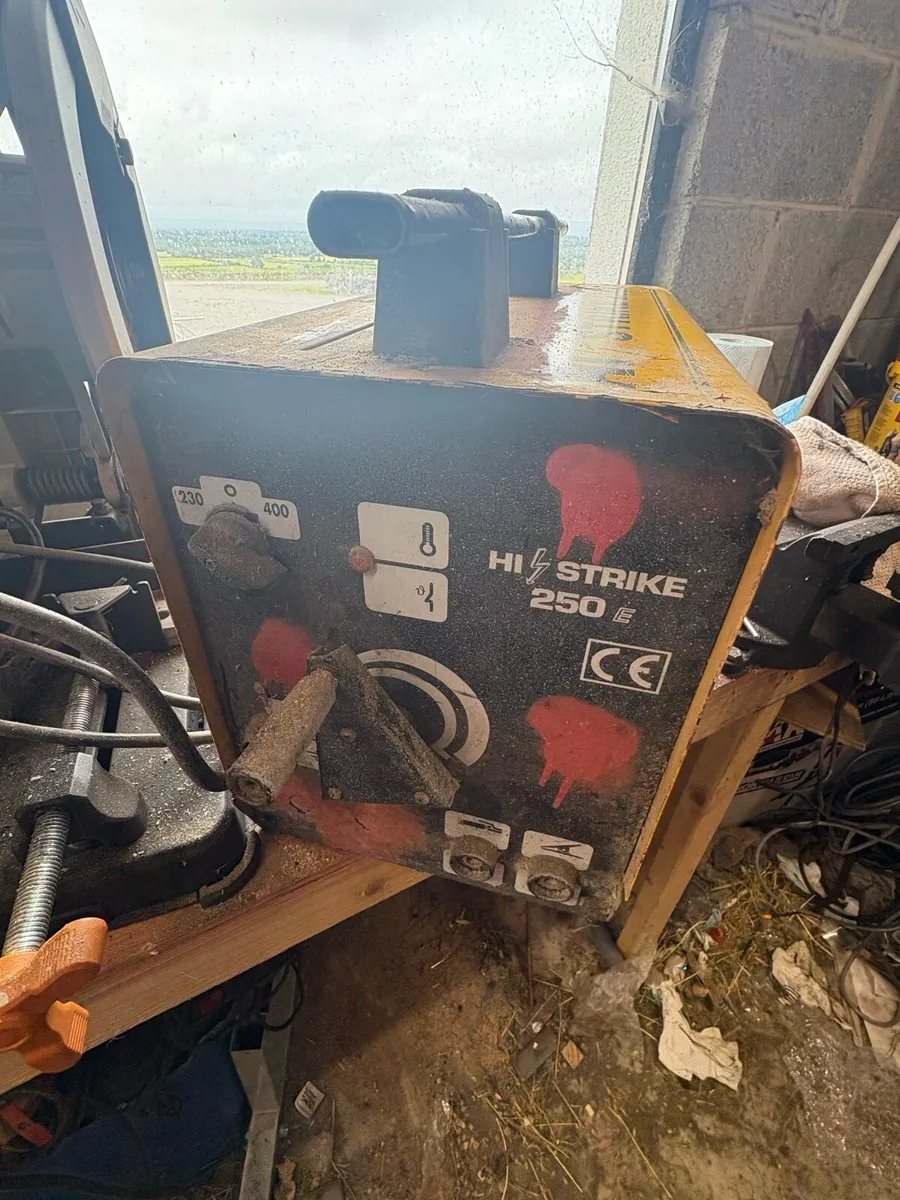 Welder - Image 1
