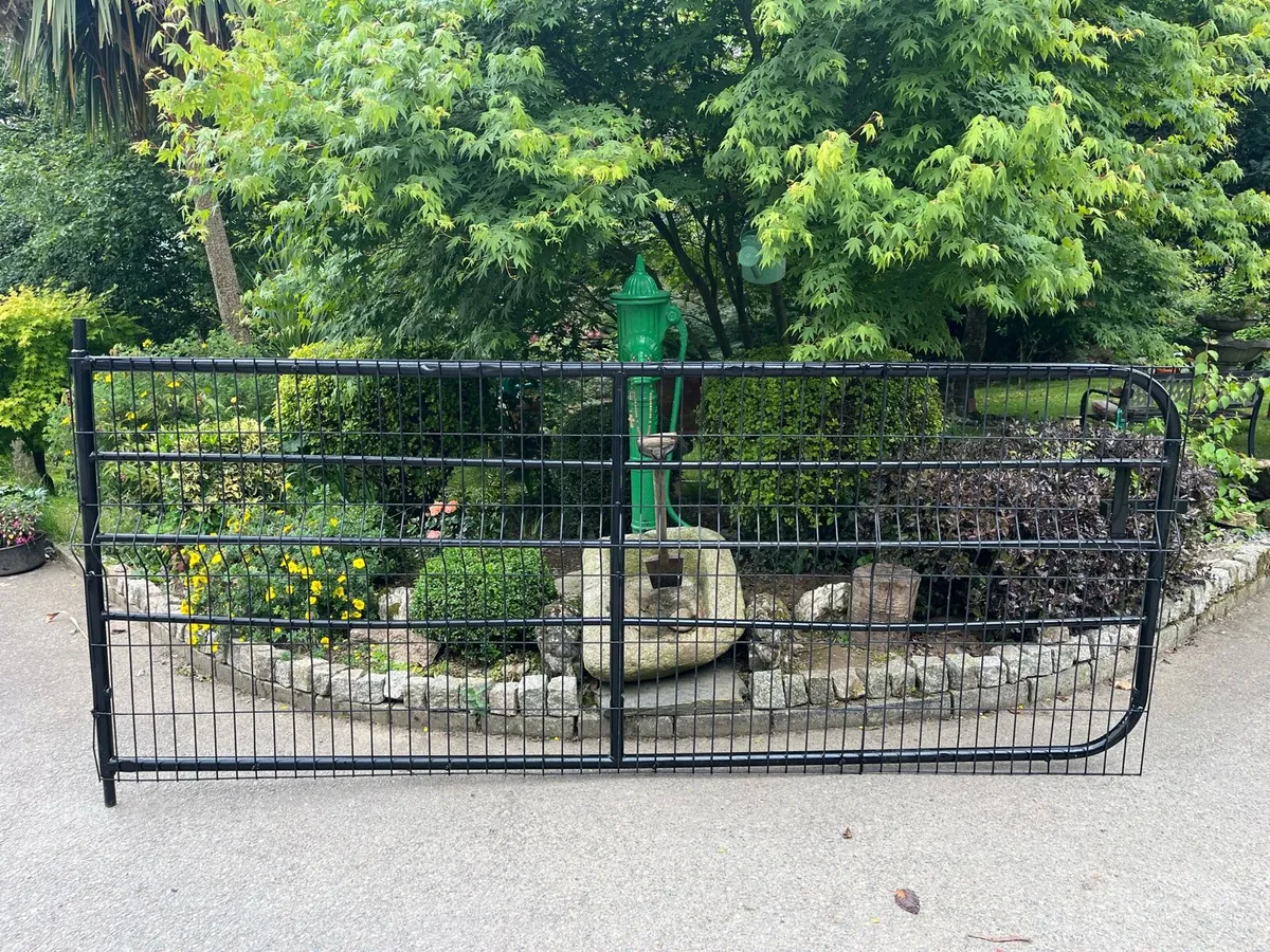 Gate - Image 2