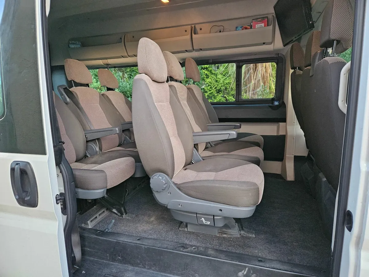 Peugeot Boxer 9 seats - Image 2