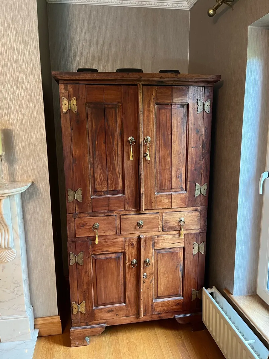TV Unit - Image 4