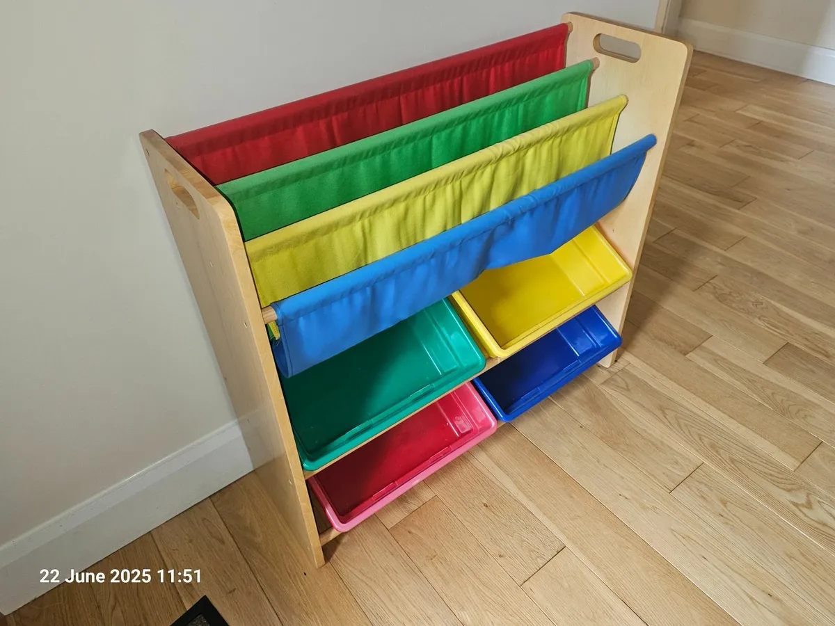 Kids Bookshelf & Storage Boxes - Image 1