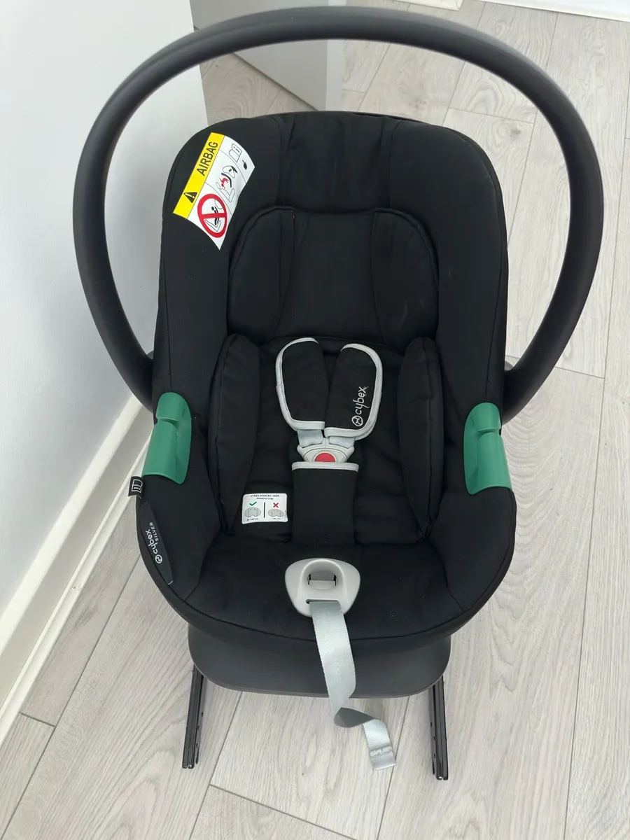 Cybex Aton B2 i-Size infant car seat with base - Image 4