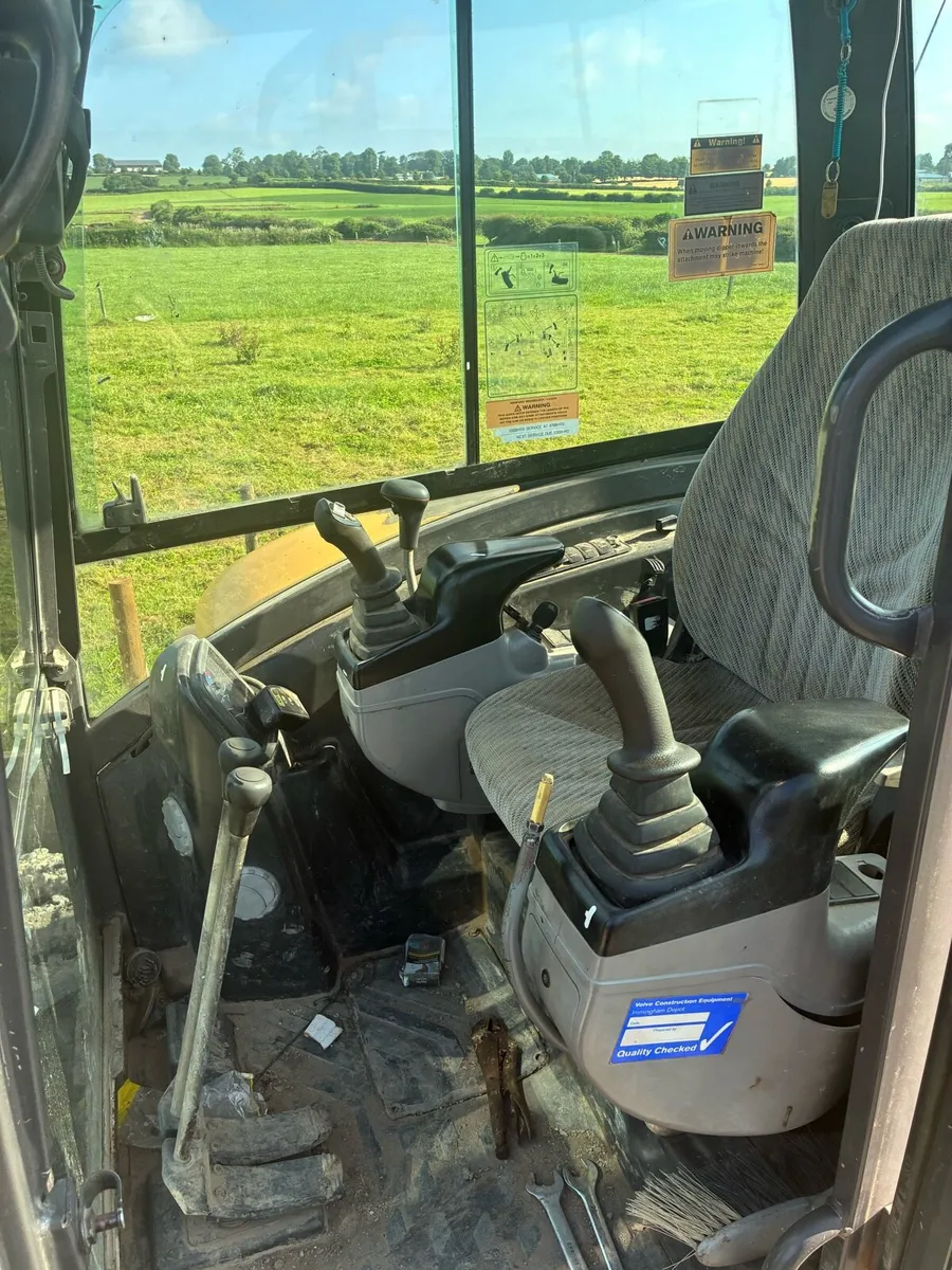 5 ton digger - Image 3