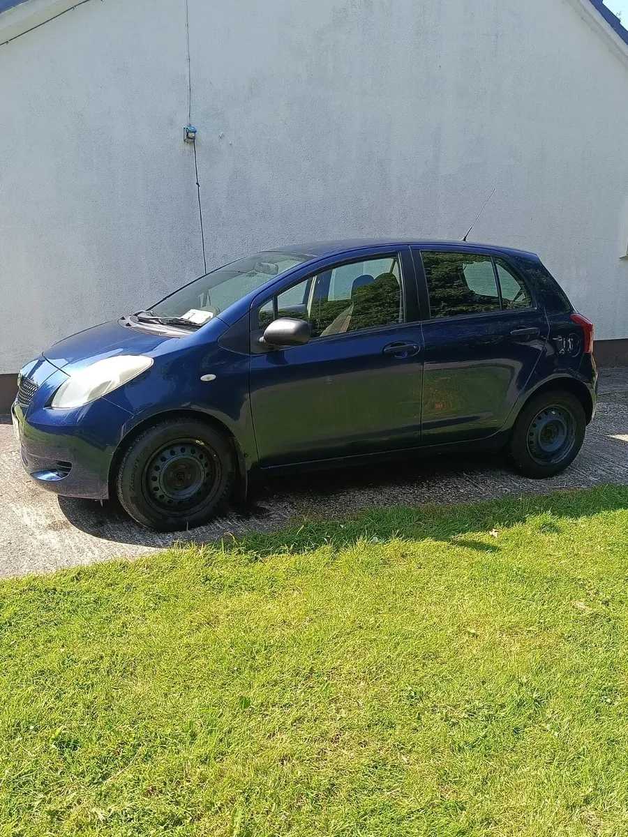 Toyota Yaris 2006 - Image 1