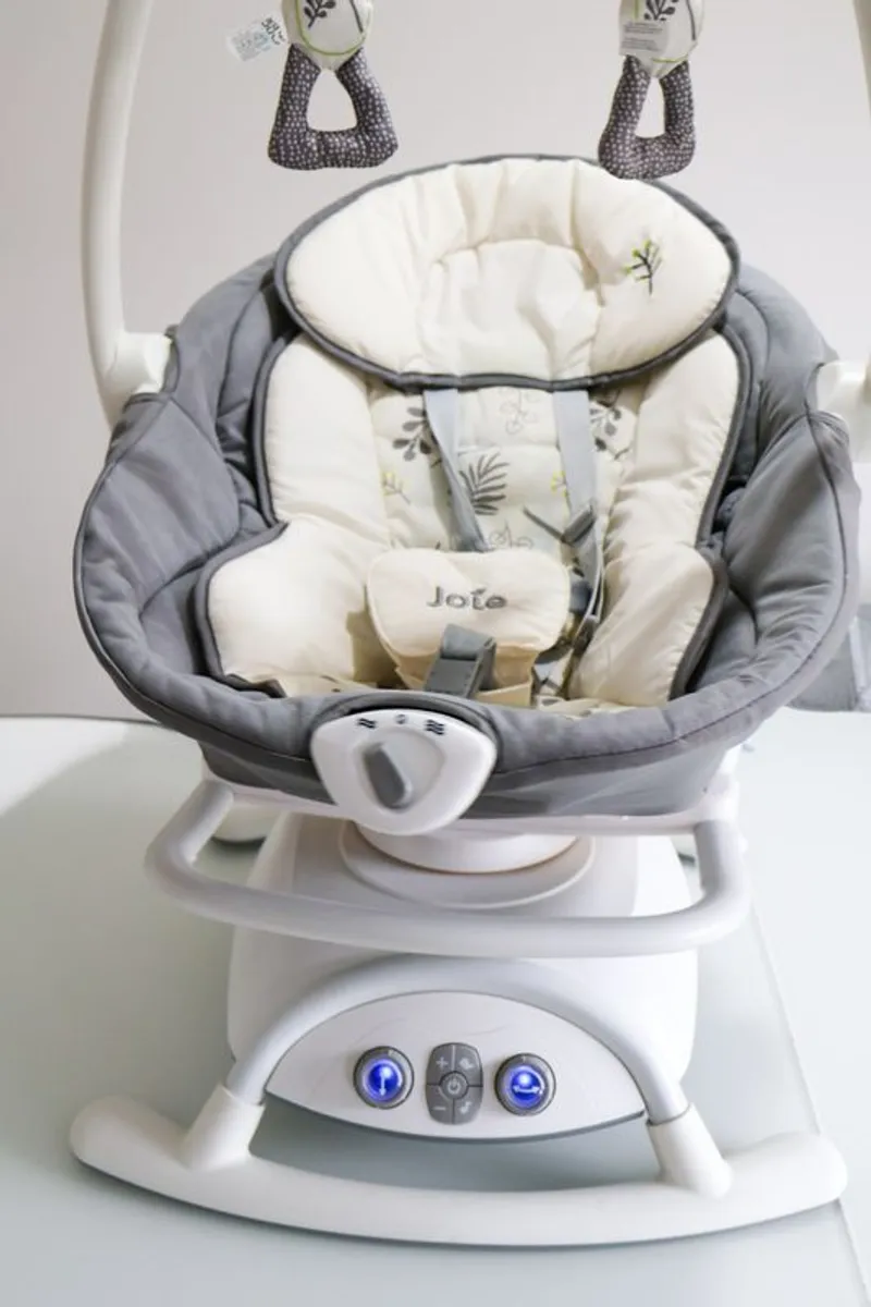 Joie Sansa 2-in-1 Baby Swing and Rocker - Image 2