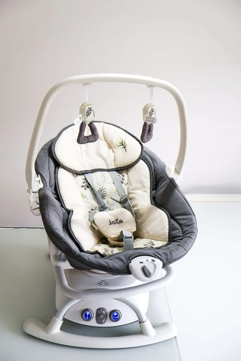 Joie Sansa 2-in-1 Baby Swing and Rocker - Image 4