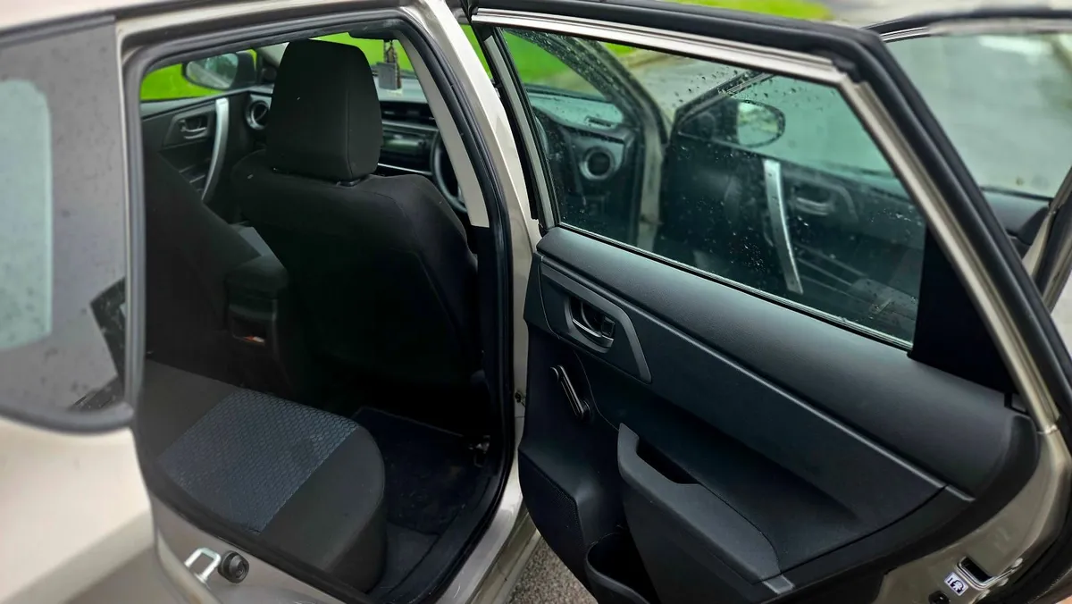 Toyota Auris 2013– €5,500 - Image 3