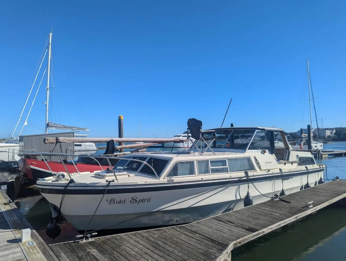 Boat cruiser - Image 1
