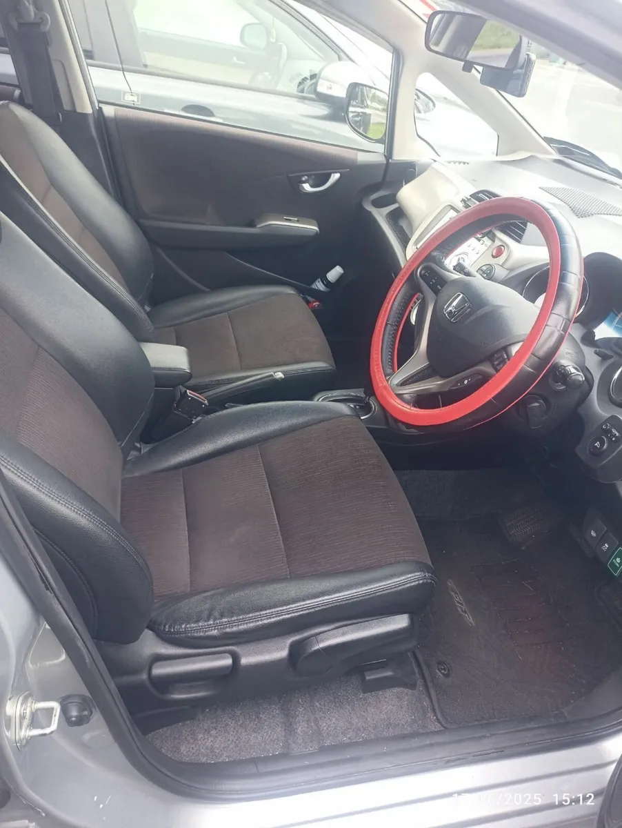 Honda Fit 2013, Hybrid, automatic, mint - Image 4