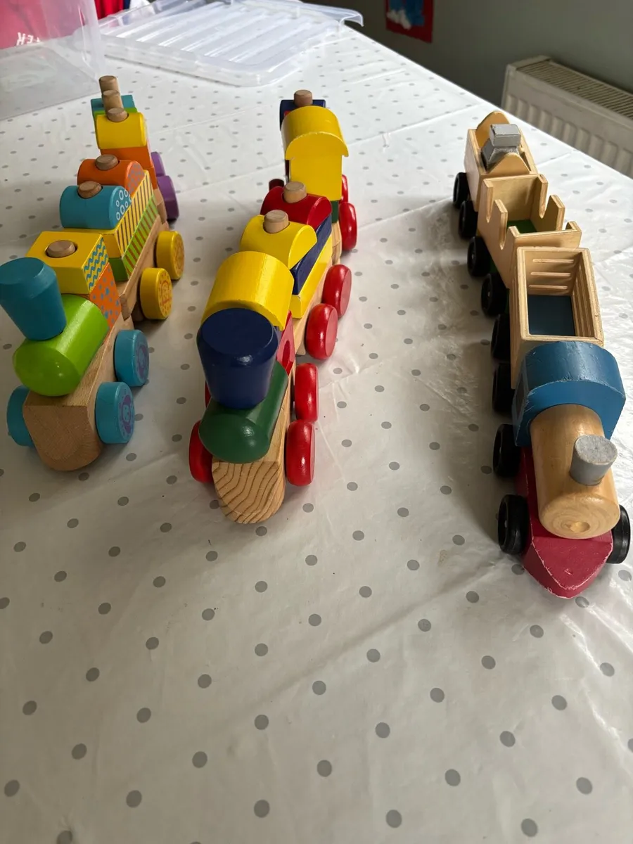 Wooden trains - Image 2