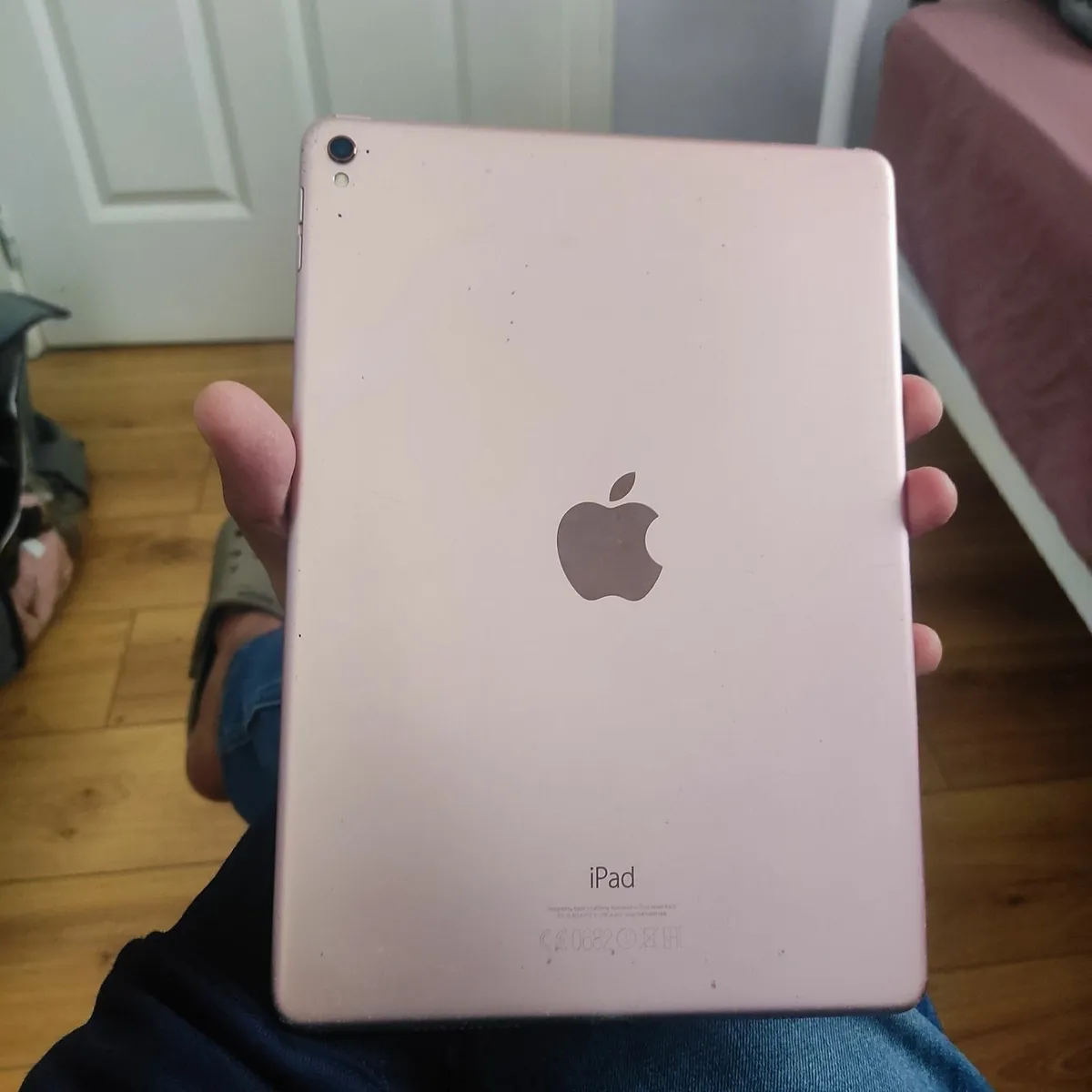 iPad Pro 10.7 inches - Image 4