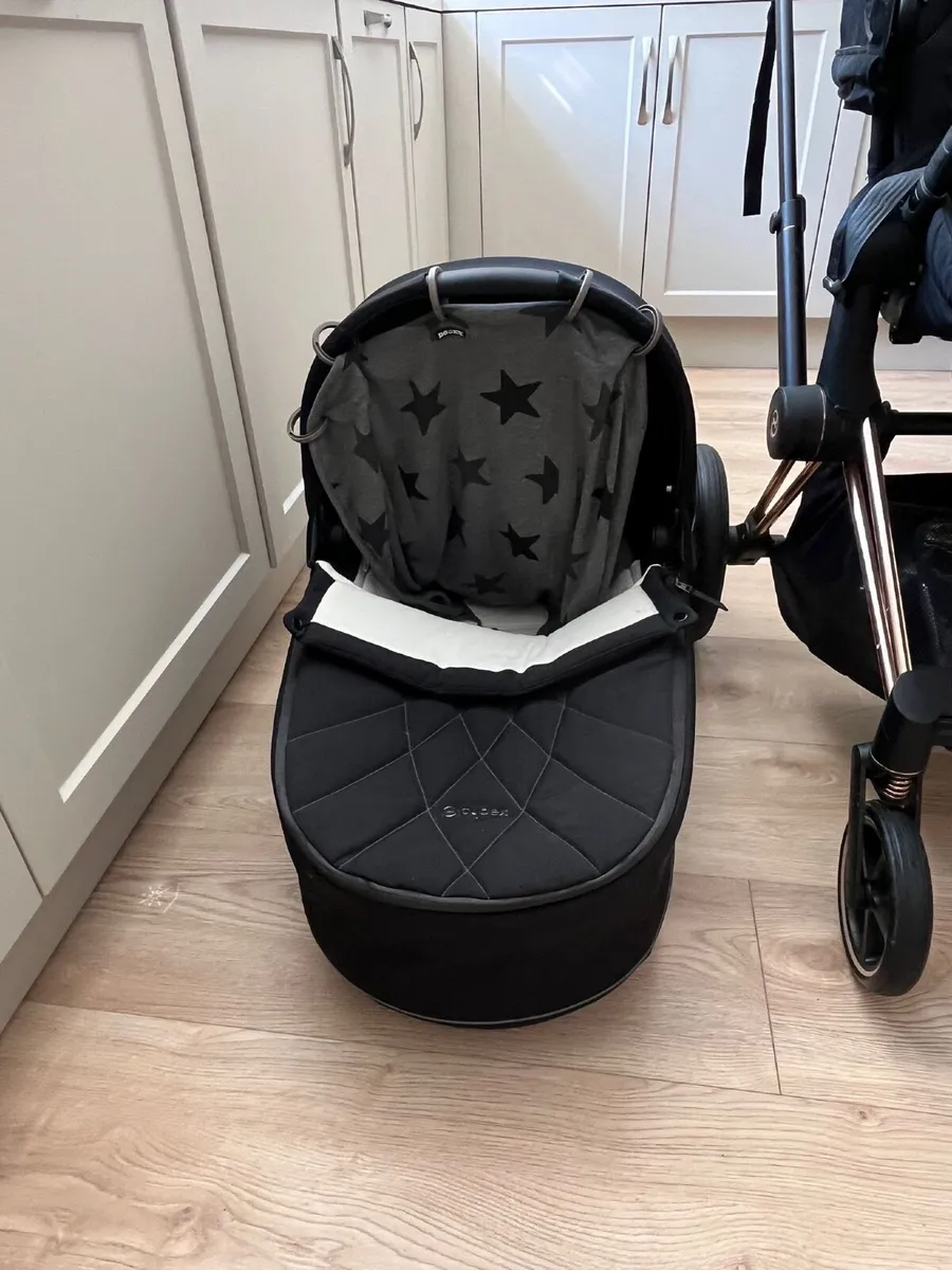 Buggy set - Image 1
