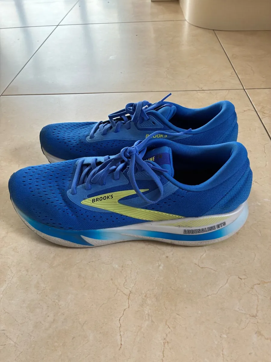 Trainers - Image 1