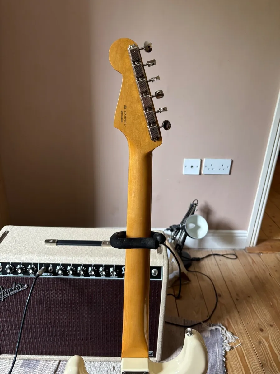 Fender Vintera II 60s stratocaster - Image 3