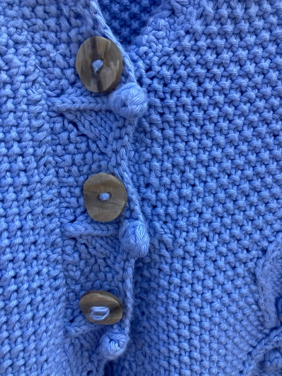 Hand knit cardigan - Image 4