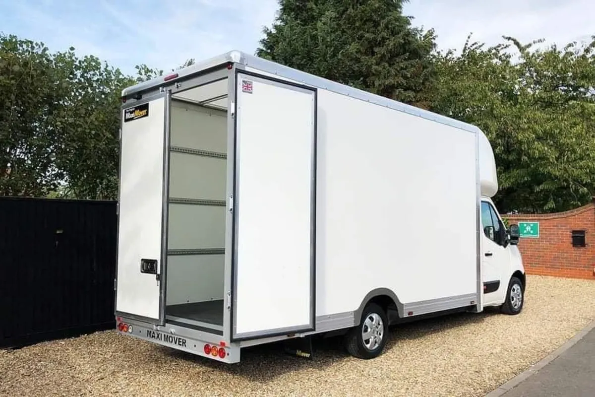 House clearance/ Removals - Image 1
