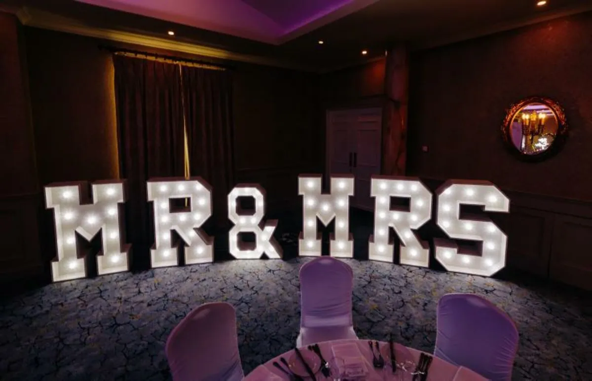 Wedding decor - Image 1