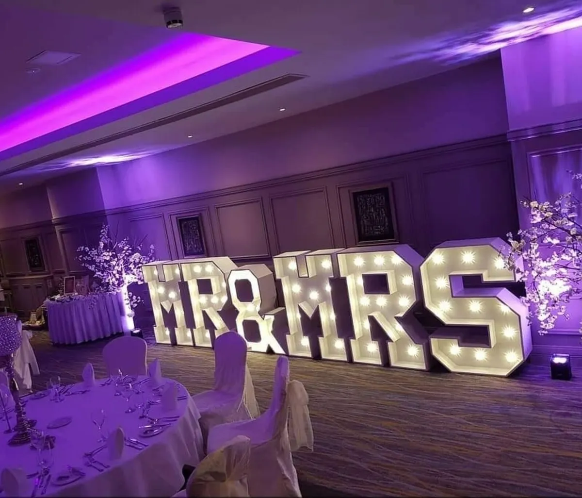 Wedding decor - Image 2