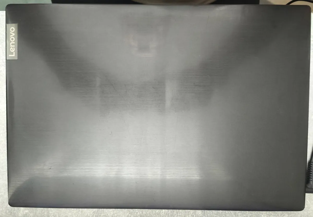 Lenovo i5 15,6" Windows 11 Laptop - Image 3