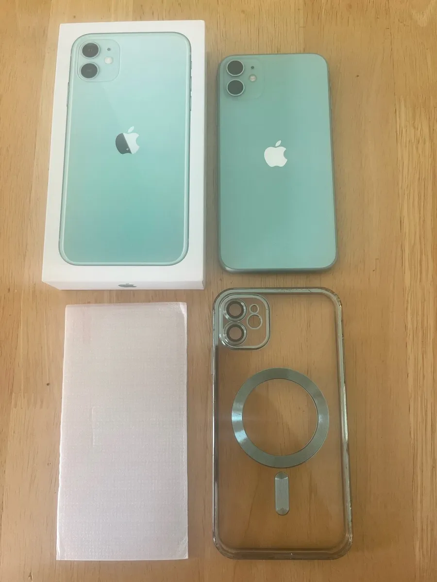 iPhone 11 - Image 1