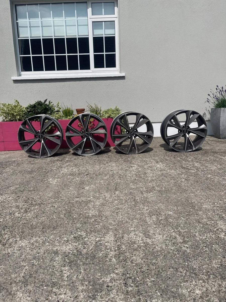 Audi 19inch car alloys - want gone - Image 4