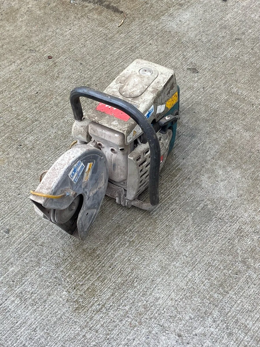 Makita consaw for parts or repair - Image 1