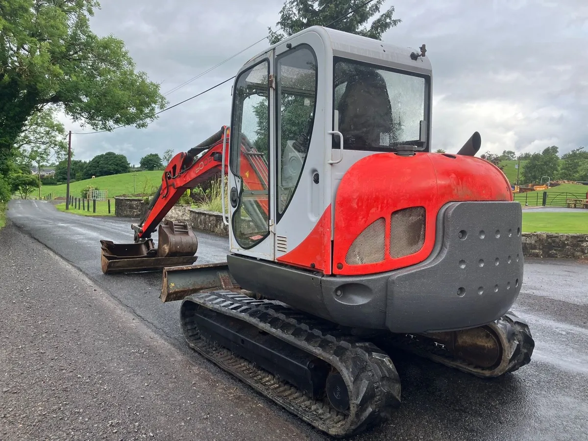 NEUSON 6 Tonne Digger - Image 3