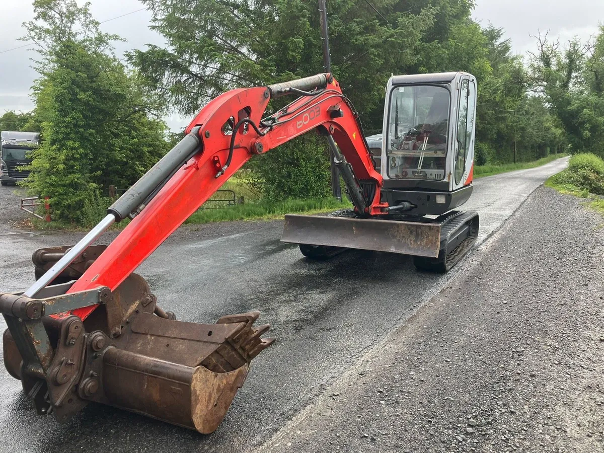 NEUSON 6 Tonne Digger - Image 4