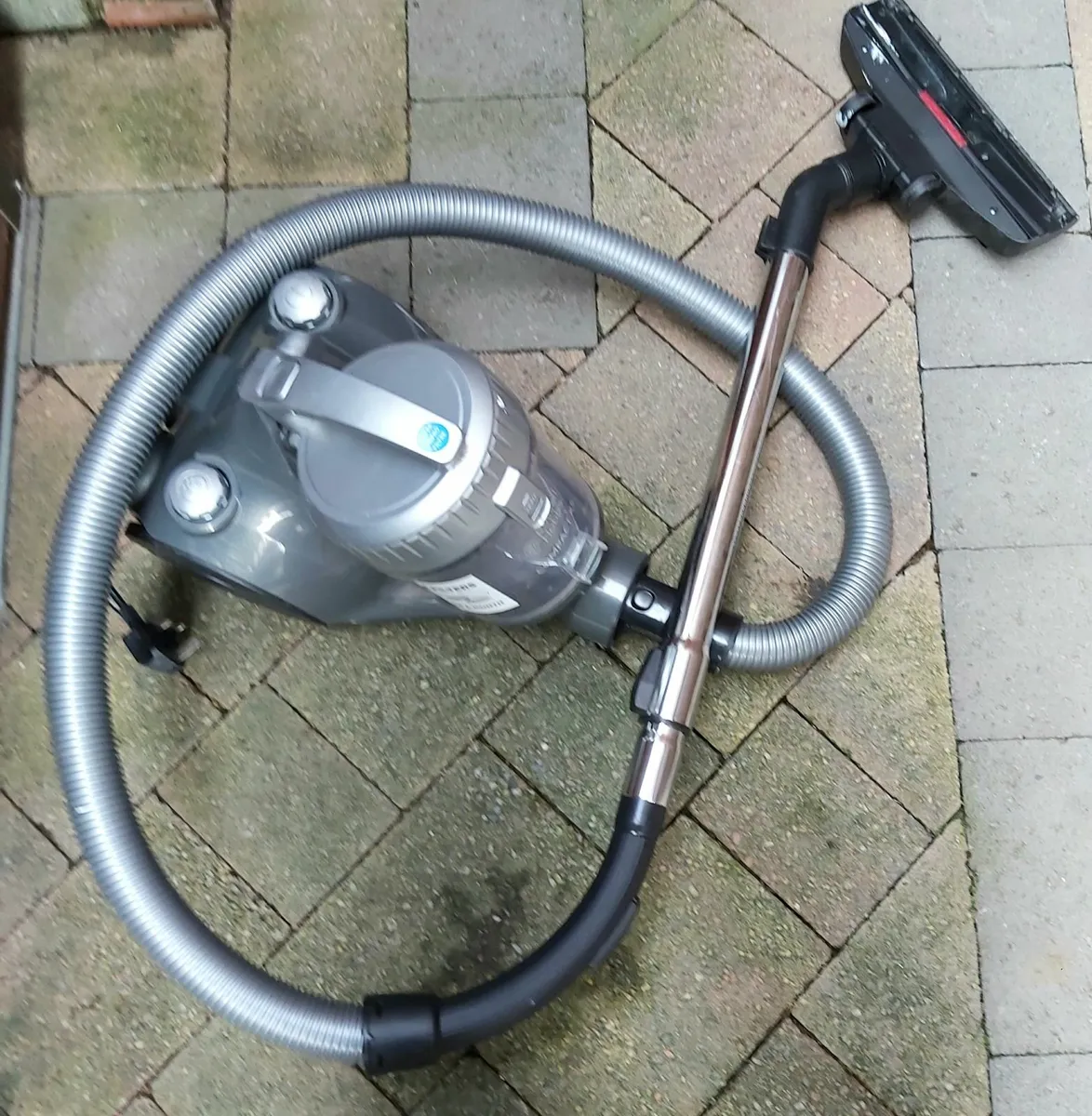 Vacume cleaner