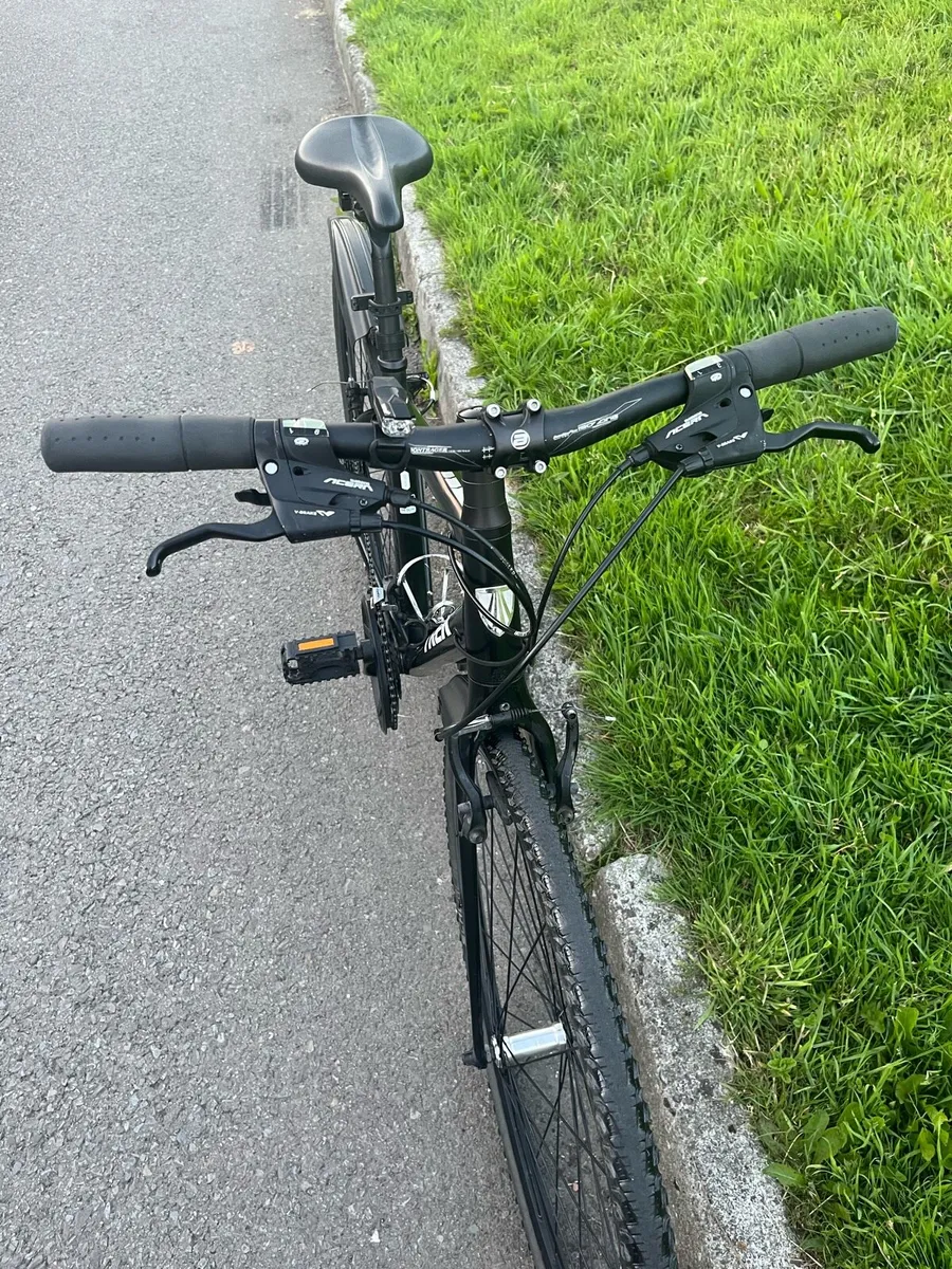 Trek  FX 7.4 serie 6 Hybrid bike - Image 3