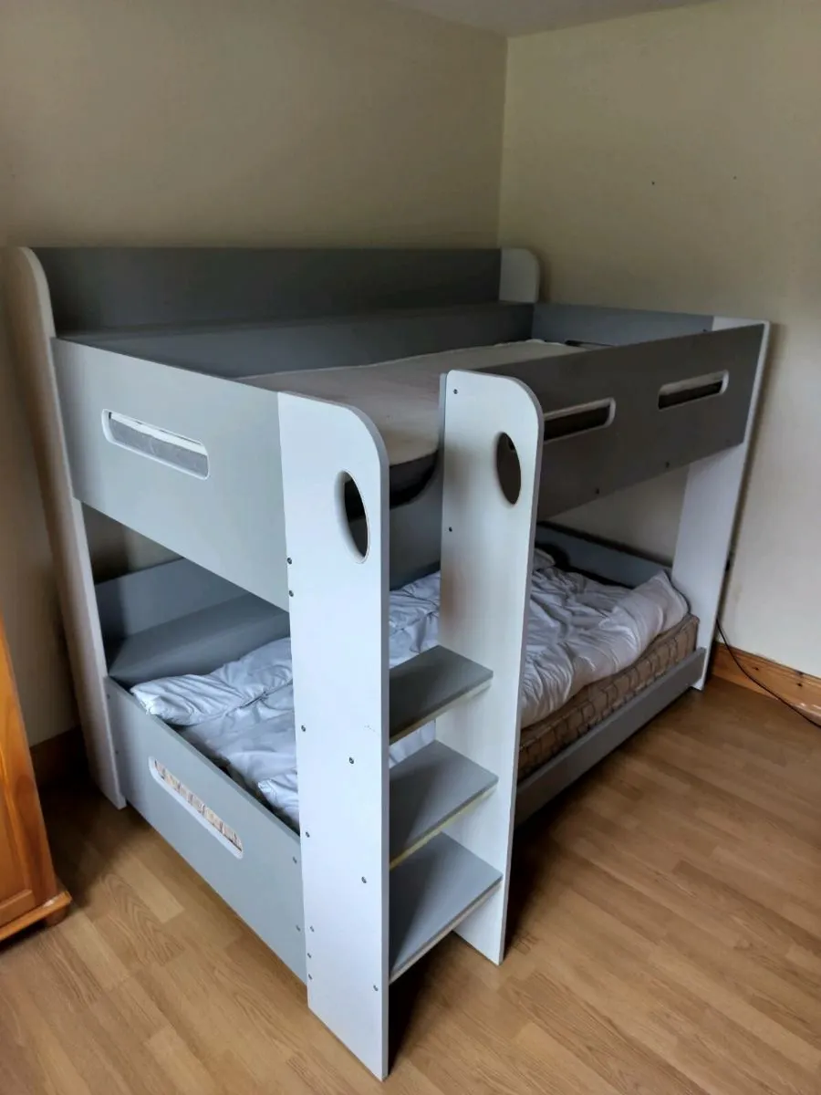 Bunk bed - Image 2