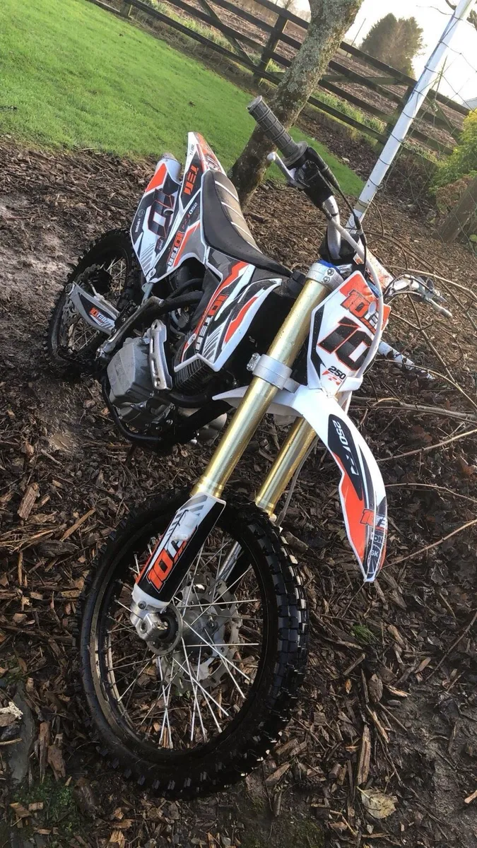 10Ten dirtbike - Image 4