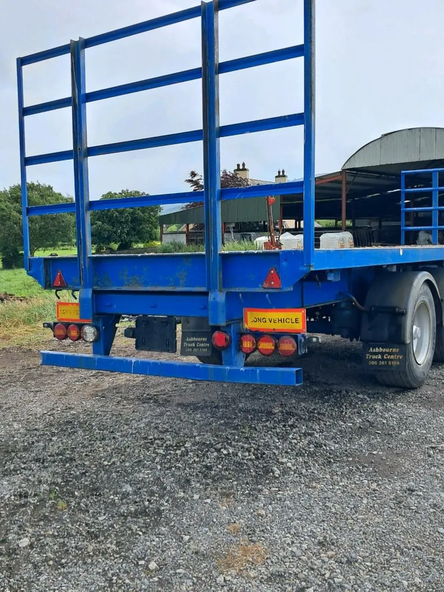 32' bale trailer - Image 2