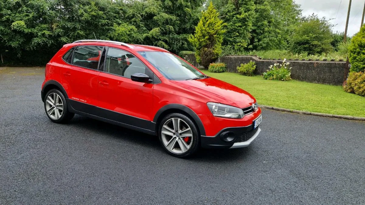 Volkswagon polo cross ✴️€3850✴️ - Image 1