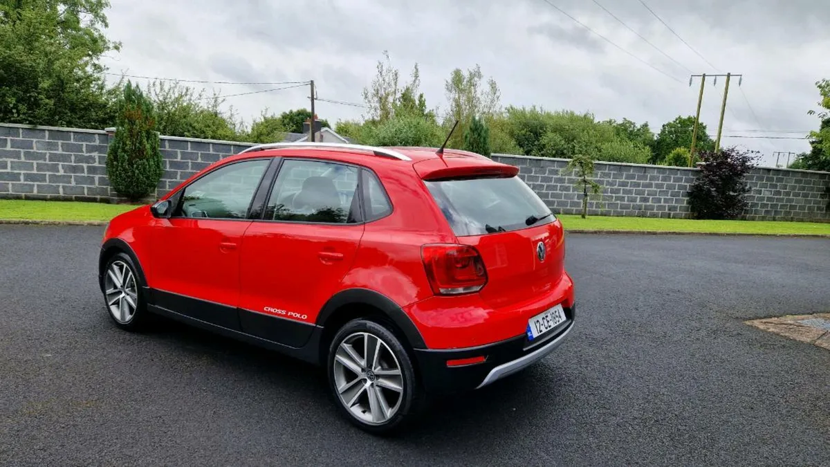 Volkswagon polo cross ✴️€3850✴️ - Image 3