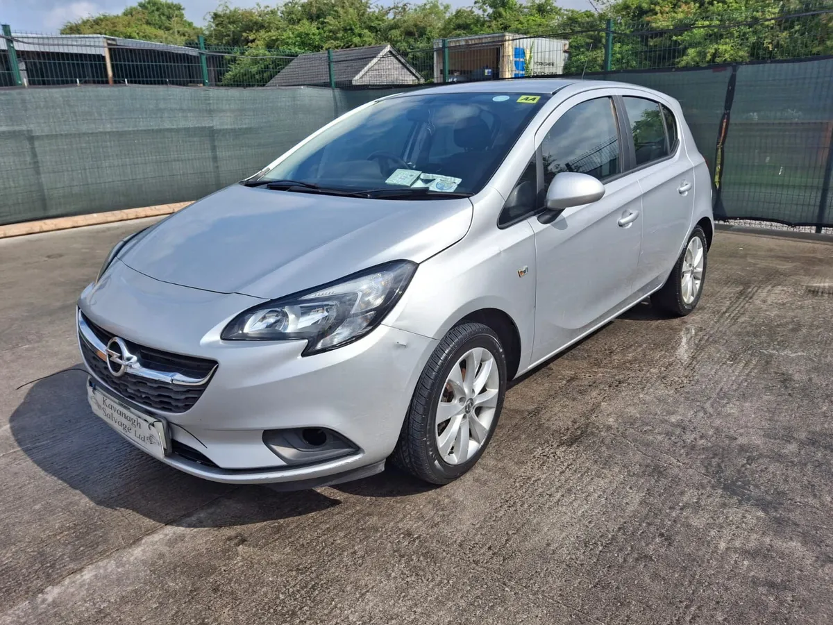 2019 Opel CORSA  Rear Damage - Image 4