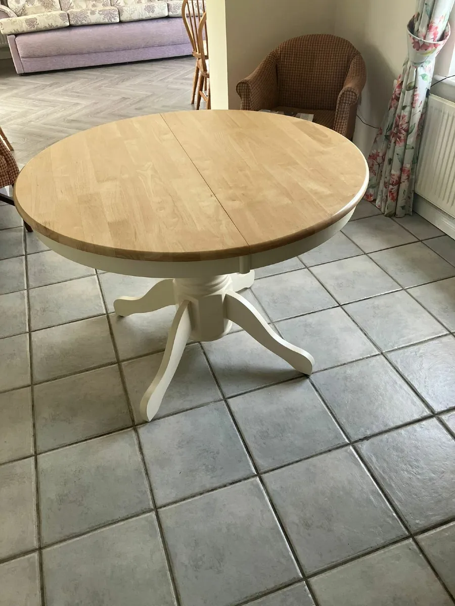 Dining table - Image 3
