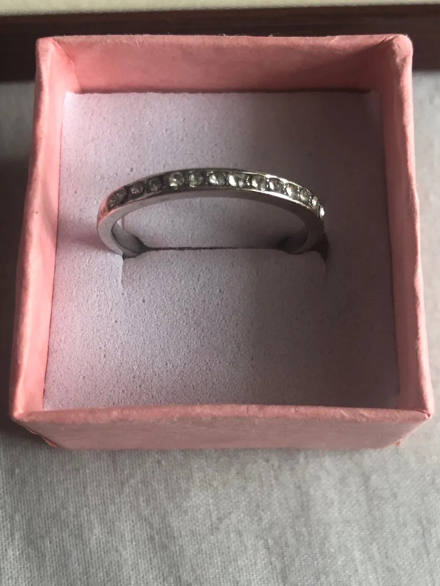 Silver eternity ring - Image 1