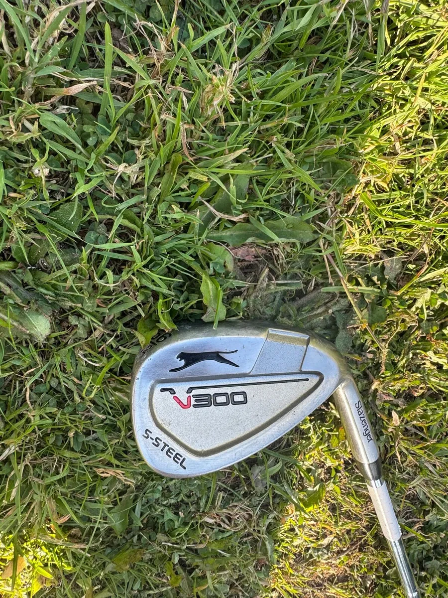Slazenger SandWedge V300 - Image 1