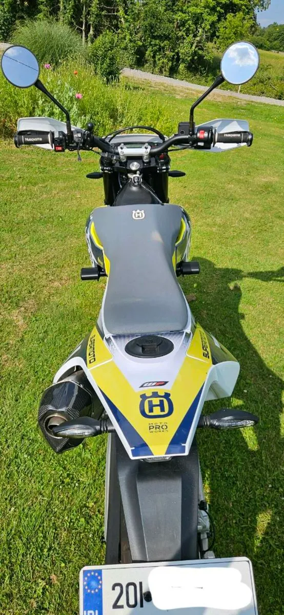 Husqvarna 701 Supermoto - 2020 - Image 3