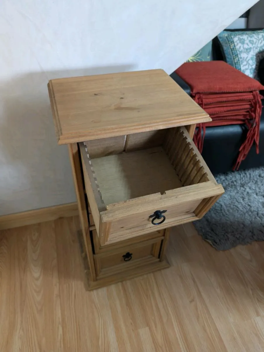 Gest of drawers - Image 4