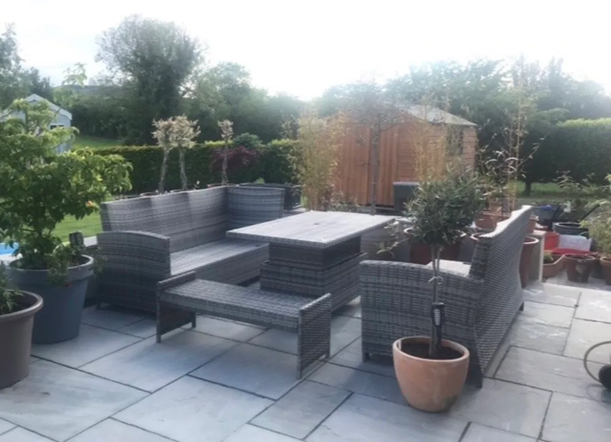 Garden furniture - Image 2