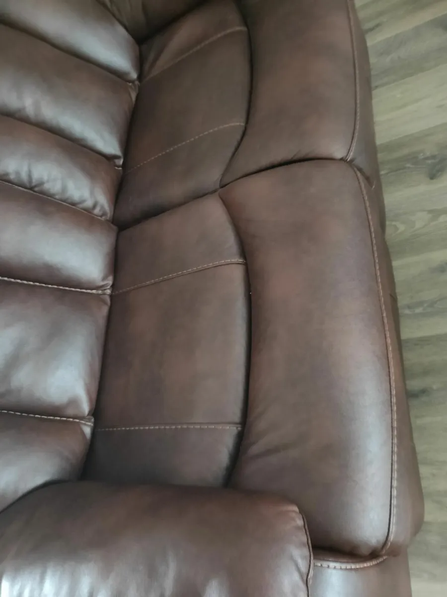Pu leather recliner sofa 2 seater and 3 seater - Image 3