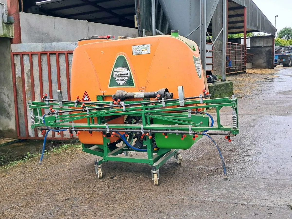 New Agrional 1000lt Sprayer - Image 1