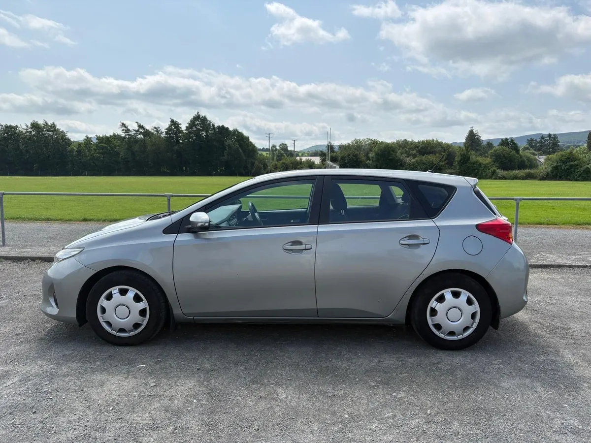 Toyota Auris - Image 3