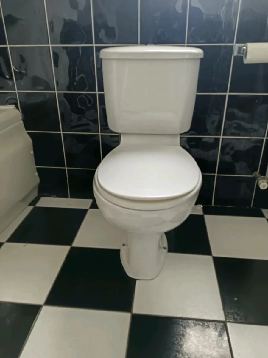 FREE Bathroom Ware - Image 3