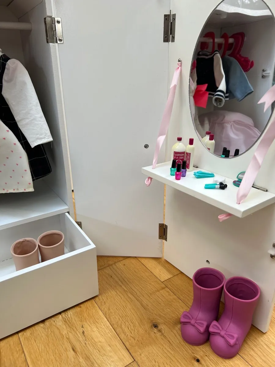Our generation wardrobe - Image 3