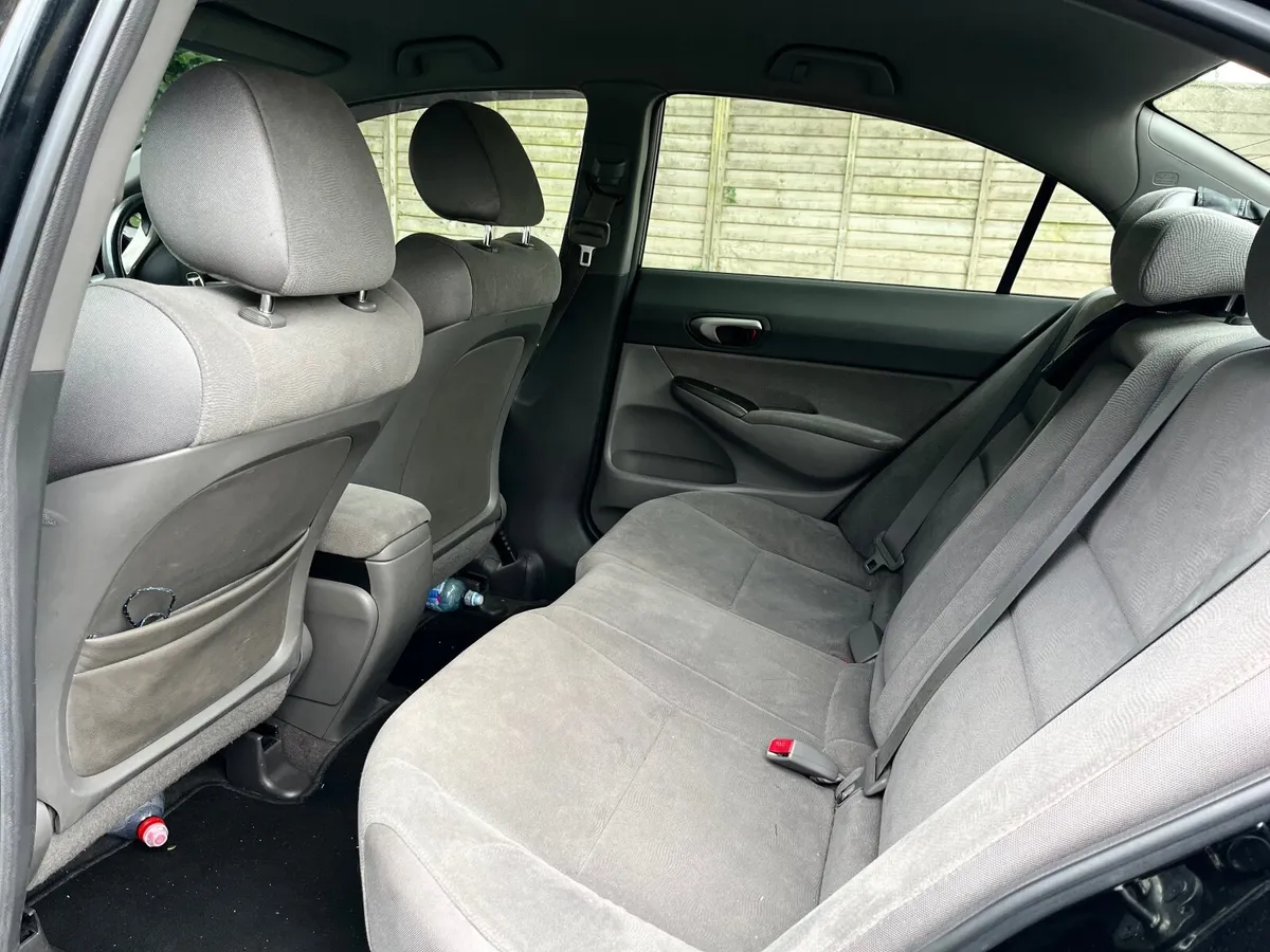 Honda Civic 2008 - Image 3